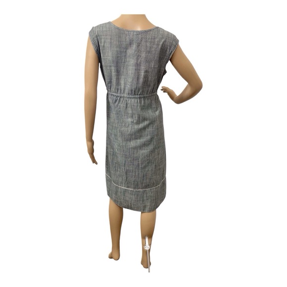 Eddie Bauer Women's White&Gray Striped Dress, 6. (P9). - Picture 4 of 7